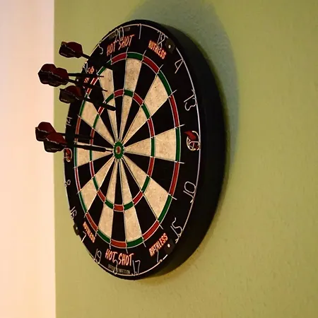 Stilvoller Altbau Im Ruhigen Schleussig Mit Wlan, Netflix, Waschmaschine *