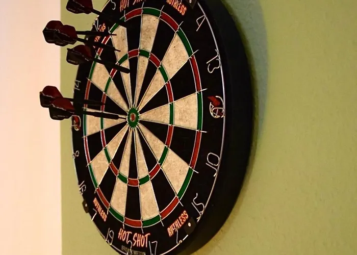 Stilvoller Altbau Im Ruhigen Schleussig Mit Wlan, Netflix, Waschmaschine *