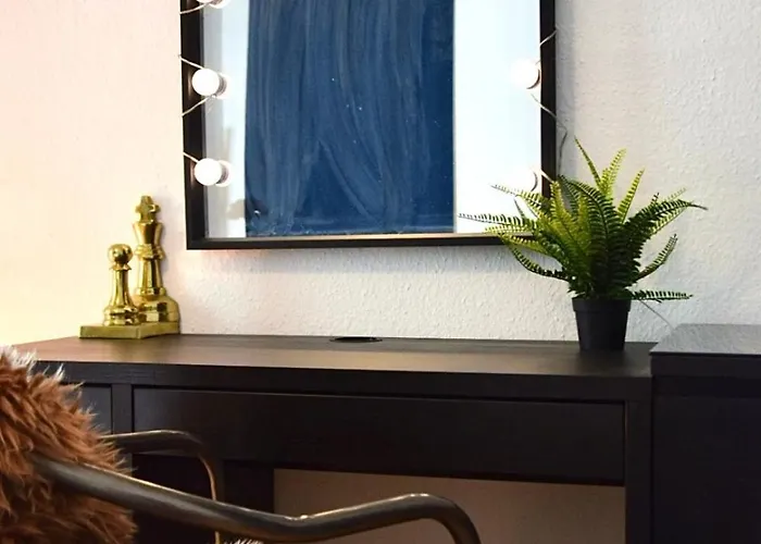 Stilvoller Altbau Im Ruhigen Schleussig Mit Wlan, Netflix, Waschmaschine Лейпциг